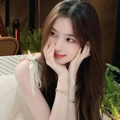 头部网红被曝迟到让全组苦等，凌晨直播间画面流出